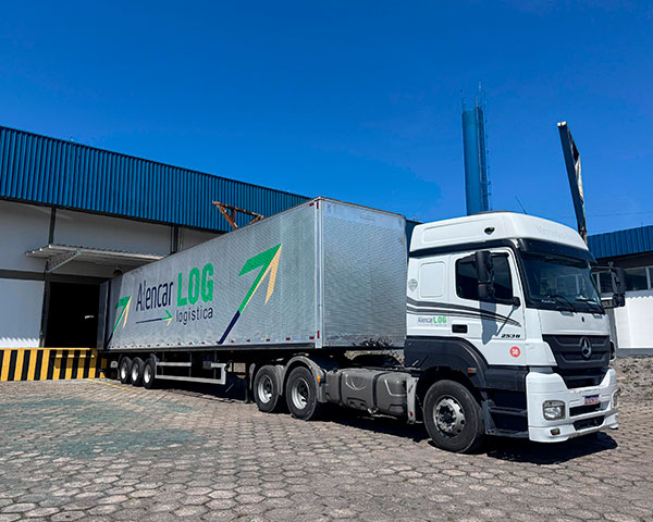 Transporte em Caminhão Baú